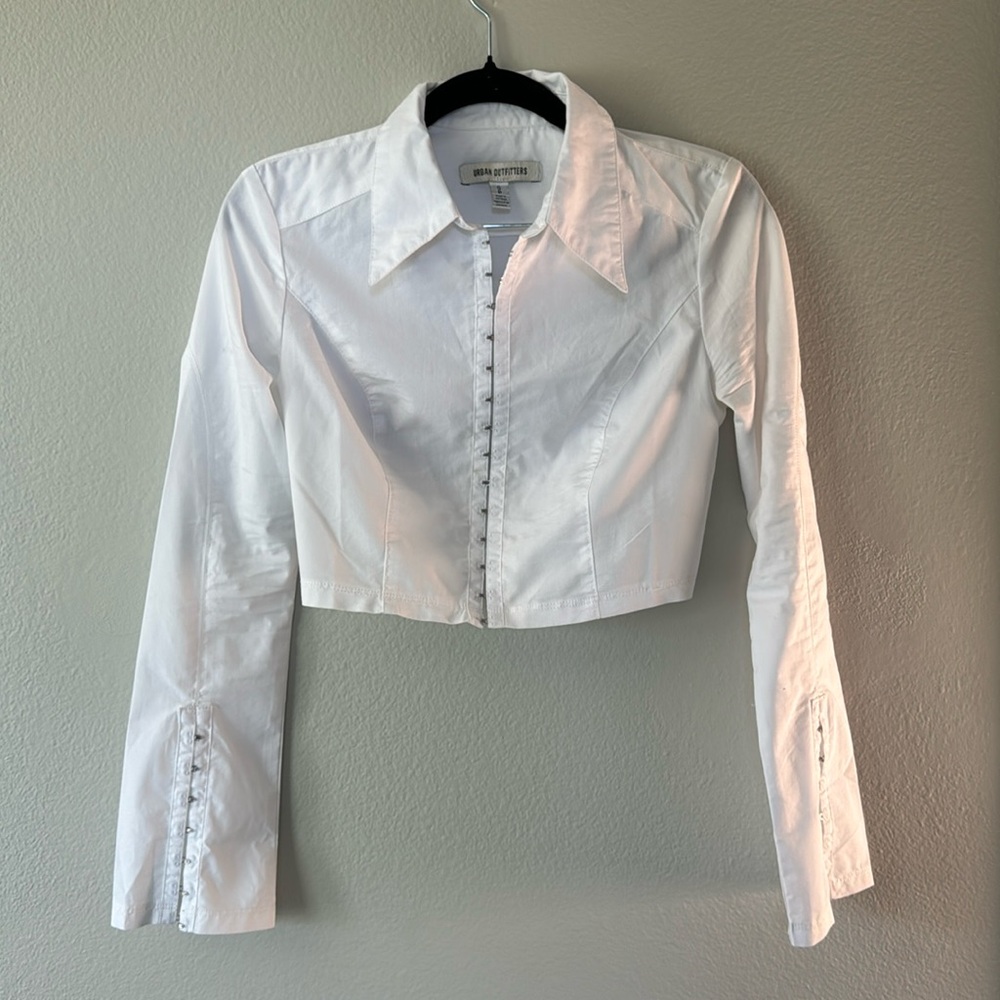 Urban Outfitters white crop collared shirt size small